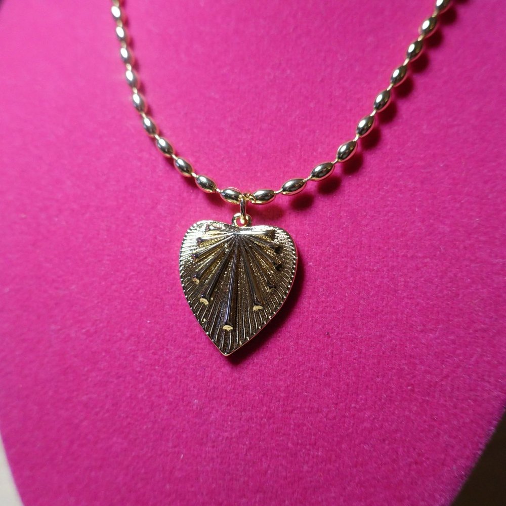 (NWT) 24kGF Chain & Heart Pendant